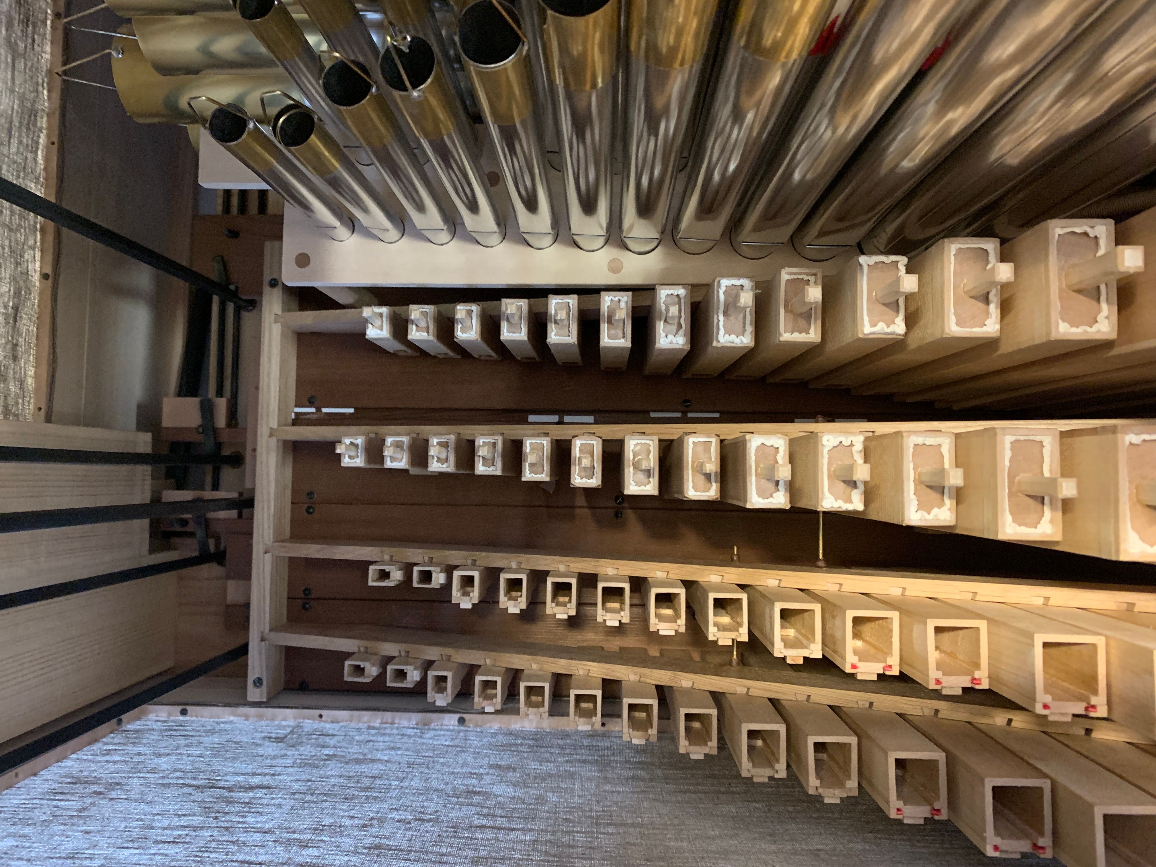 Tuyaux de l'orgue coffre - Correspondance