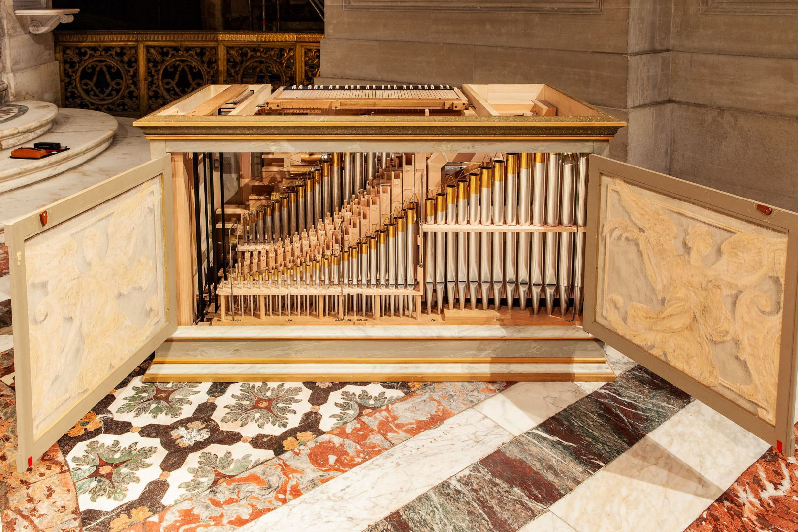 Tuyaux de l'orgue coffre du Château de Versailles